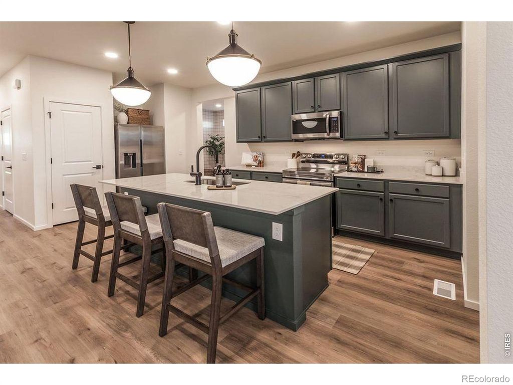 812 Galloway Drive, Johnstown, CO 80534