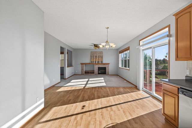 6757 Urbandale Lane N, Maple Grove, MN 55311