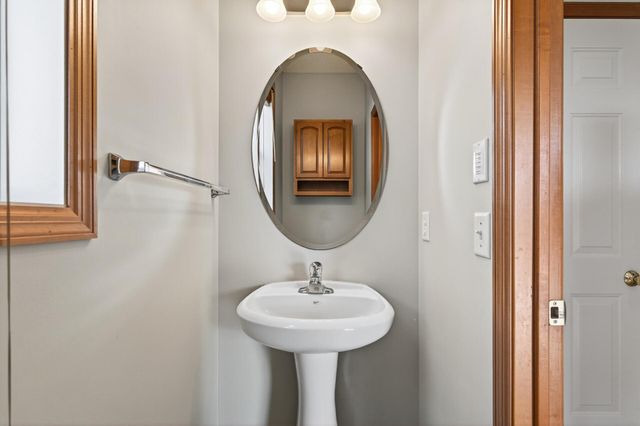 6757 Urbandale Lane N, Maple Grove, MN 55311