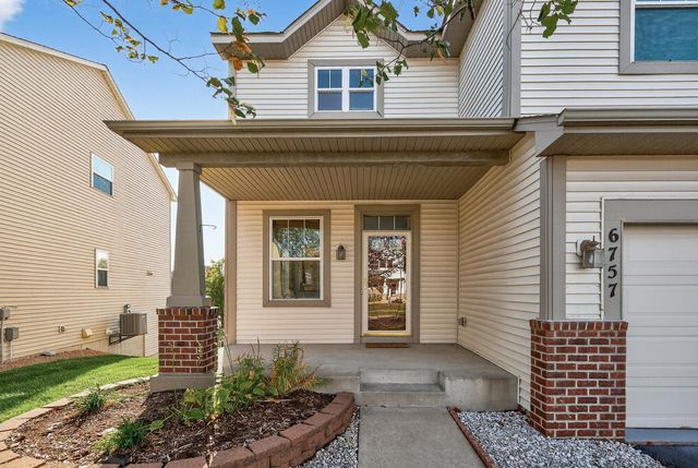 6757 Urbandale Lane N, Maple Grove, MN 55311