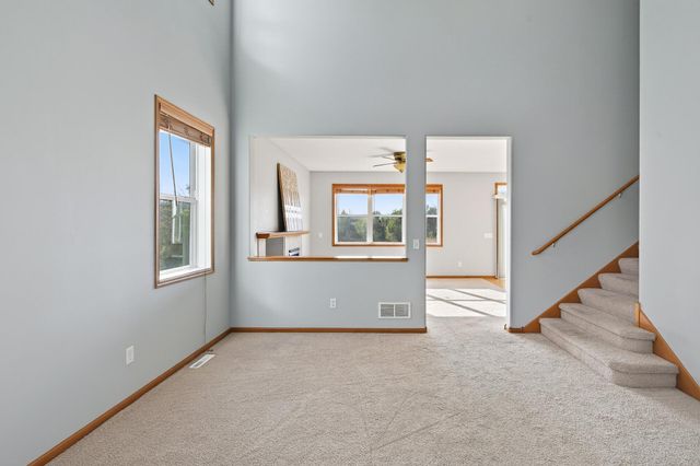 6757 Urbandale Lane N, Maple Grove, MN 55311