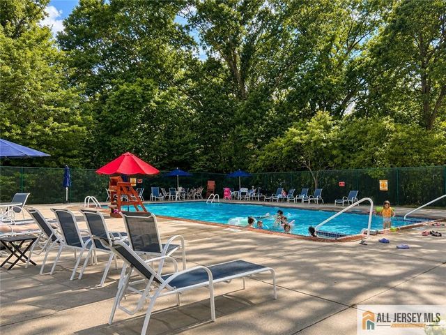 354 McDowell Drive A, East Brunswick, NJ 08816