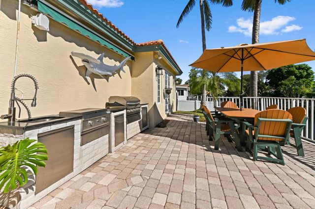 746 W Palmetto Park Road, Boca Raton, FL 33486