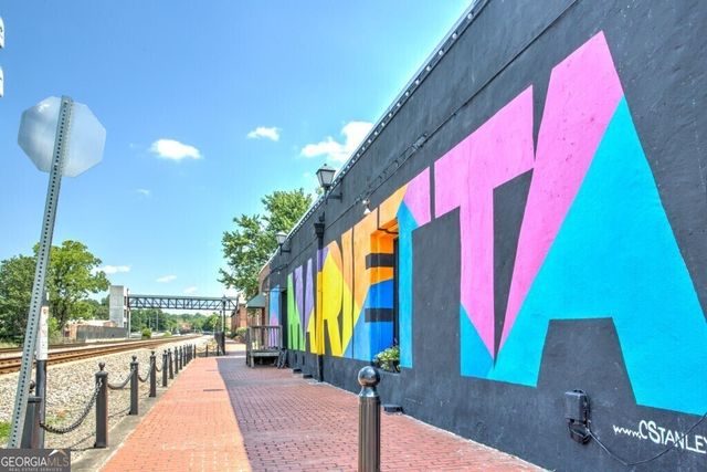 3275 Hilltop Circle, Marietta, GA 30066