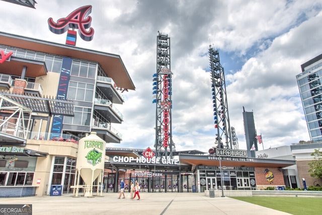 3275 Hilltop Circle, Marietta, GA 30066