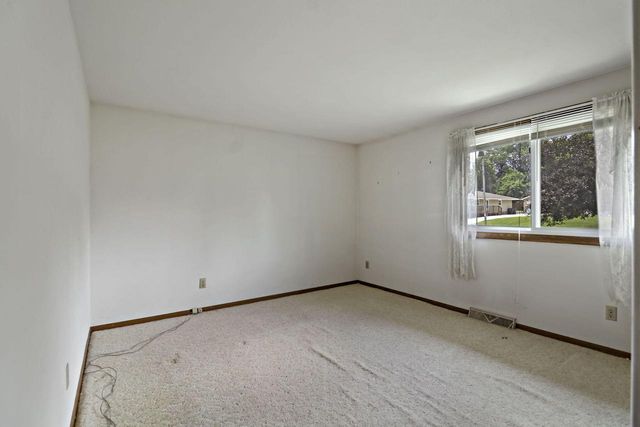 23626 62nd PLACE, Salem, WI 53168