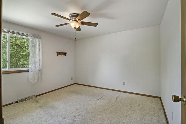 23626 62nd PLACE, Salem, WI 53168