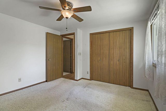 23626 62nd PLACE, Salem, WI 53168