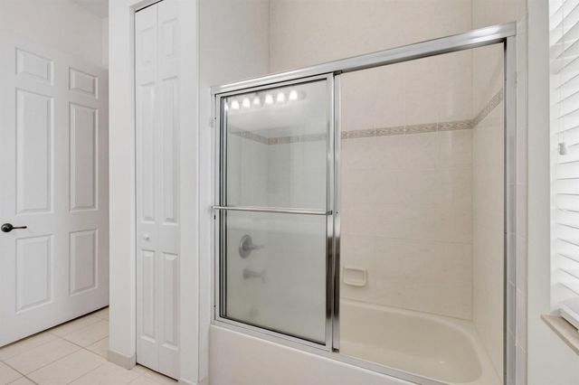 15564 Glencrest Avenue, Delray Beach, FL 33446