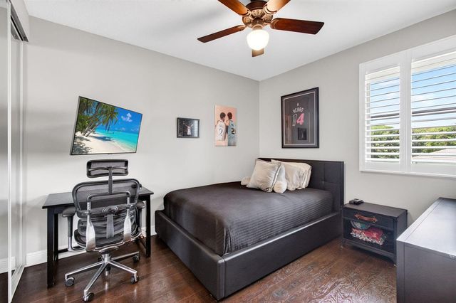15564 Glencrest Avenue, Delray Beach, FL 33446