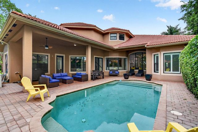 15564 Glencrest Avenue, Delray Beach, FL 33446