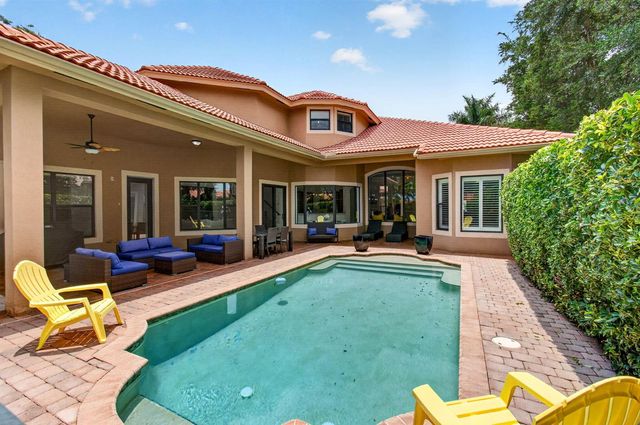 15564 Glencrest Avenue, Delray Beach, FL 33446
