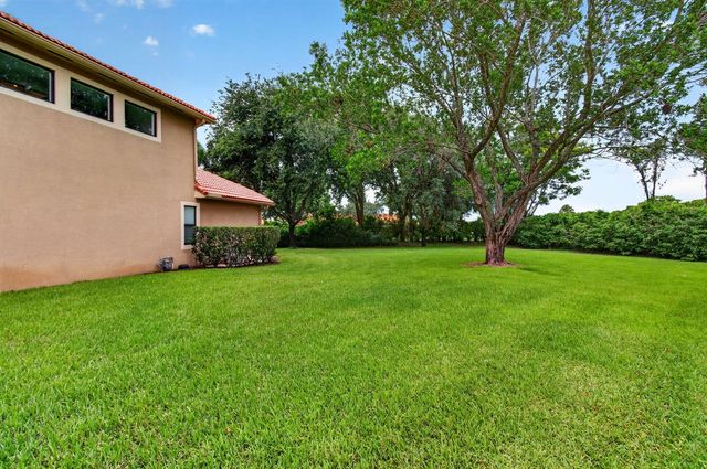 15564 Glencrest Avenue, Delray Beach, FL 33446