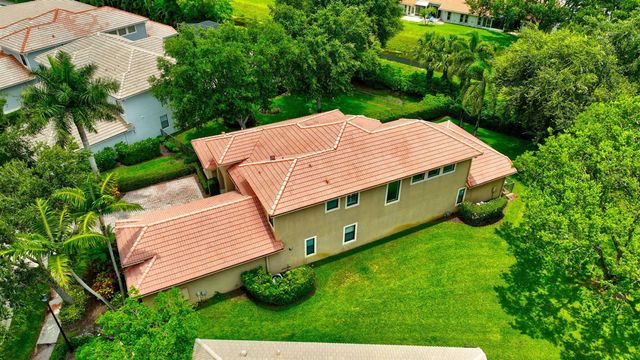 15564 Glencrest Avenue, Delray Beach, FL 33446
