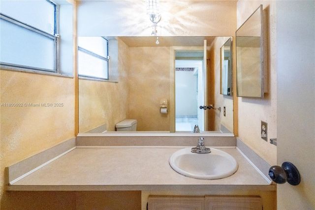 8205 NW 61st St B209, Tamarac, FL 33321