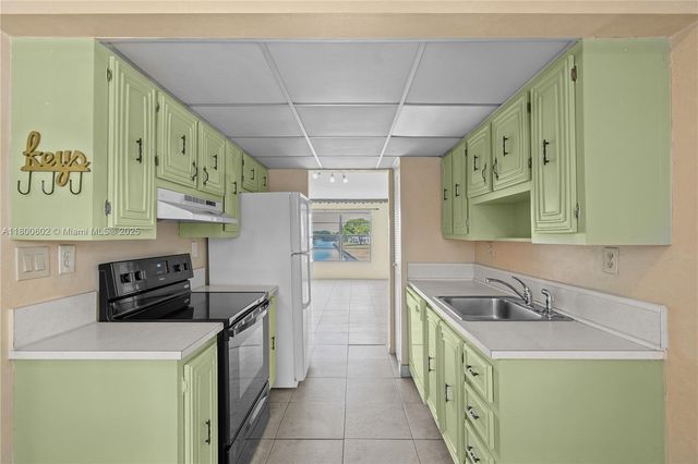 8205 NW 61st St B209, Tamarac, FL 33321