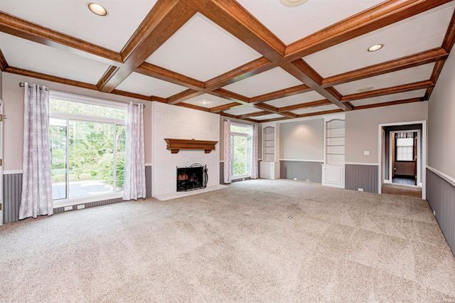 695 S St. Louis Drive, Crawfordsville, IN 47933