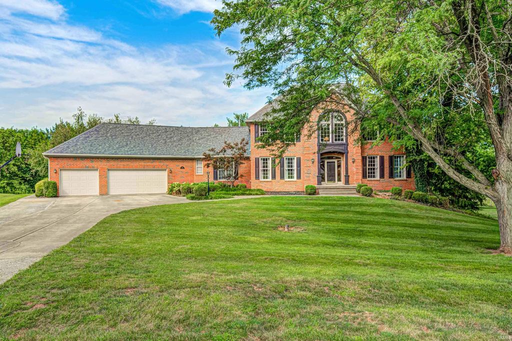 695 S St. Louis Drive, Crawfordsville, IN 47933