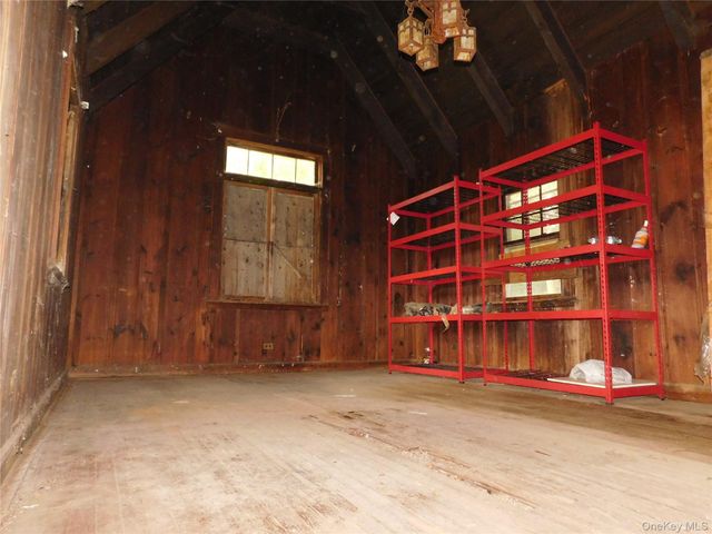 39 Sycamore Terrace, Mahopac, NY 10541