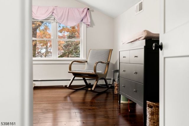 46 Plainfield Ave, Metuchen Boro, NJ 08840