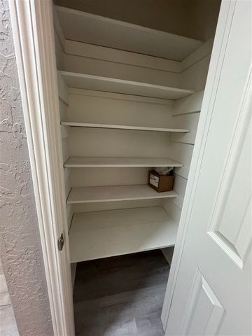 118 N Elk Dr, Cache, OK 73527