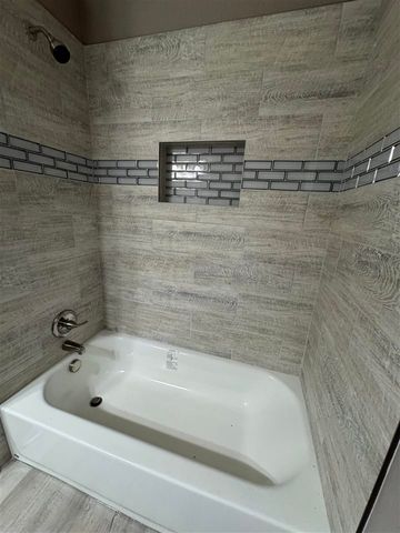 118 N Elk Dr, Cache, OK 73527