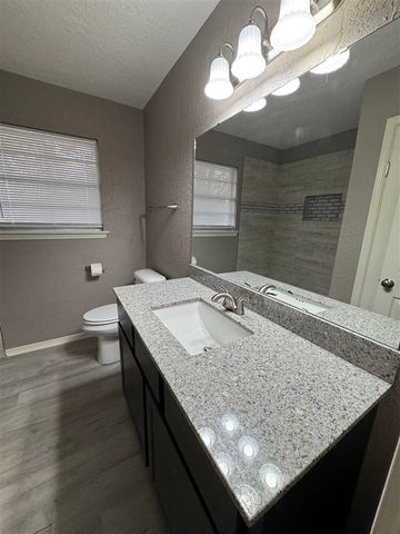 118 N Elk Dr, Cache, OK 73527