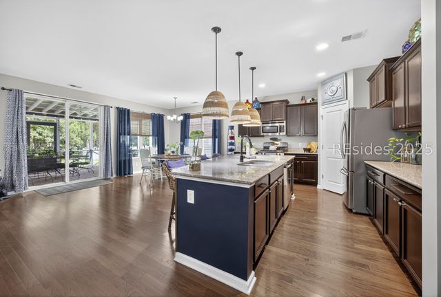 5 Pioneer Pt, Bluffton, SC 29910