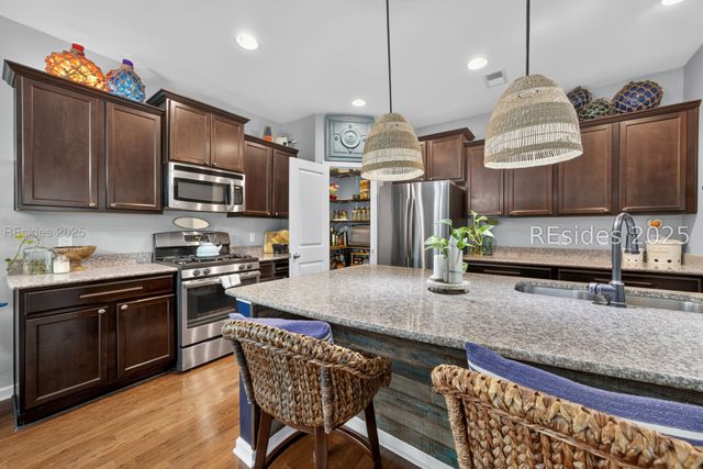 5 Pioneer Pt, Bluffton, SC 29910