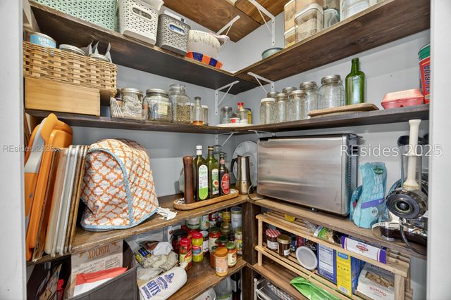 5 Pioneer Pt, Bluffton, SC 29910