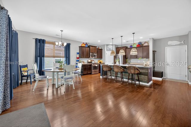 5 Pioneer Pt, Bluffton, SC 29910