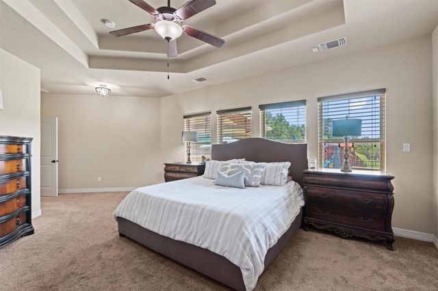 205 Quarry Lake EST, Liberty Hill, TX 78642
