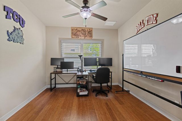 205 Quarry Lake EST, Liberty Hill, TX 78642