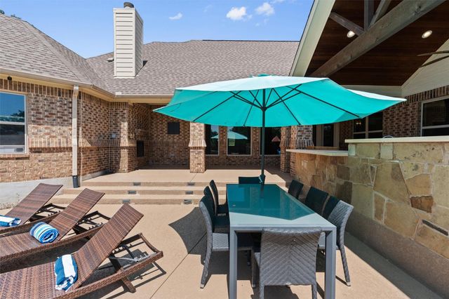 205 Quarry Lake EST, Liberty Hill, TX 78642