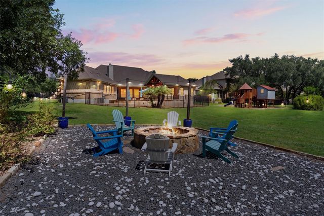 205 Quarry Lake EST, Liberty Hill, TX 78642