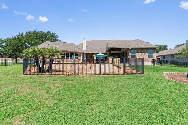 205 Quarry Lake EST, Liberty Hill, TX 78642