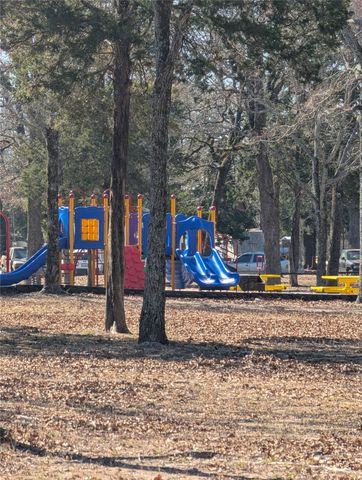 158 Van Horn Drive, Mabank, TX 75156