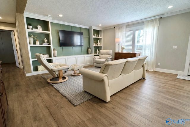 109 Harmening Drive, Huntsville, AL 35811