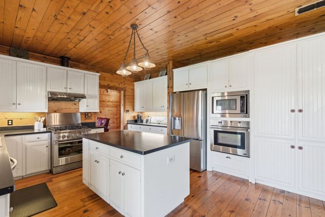 2390 S Branch Road, Krum, TX 76249