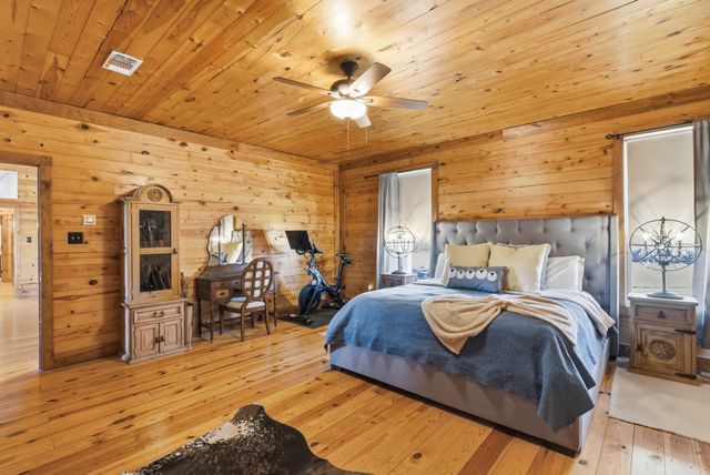 2390 S Branch Road, Krum, TX 76249