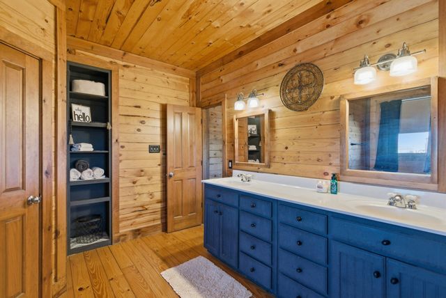 2390 S Branch Road, Krum, TX 76249