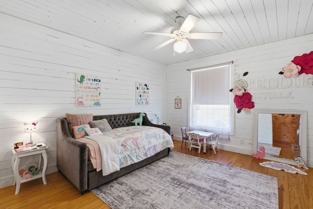 2390 S Branch Road, Krum, TX 76249