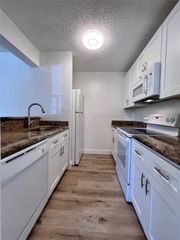 1013 Meadows Circle 1013, Boynton Beach, FL 33436