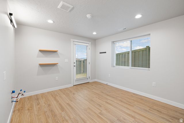 921 N EVELYN ST, Farmington, UT 84025