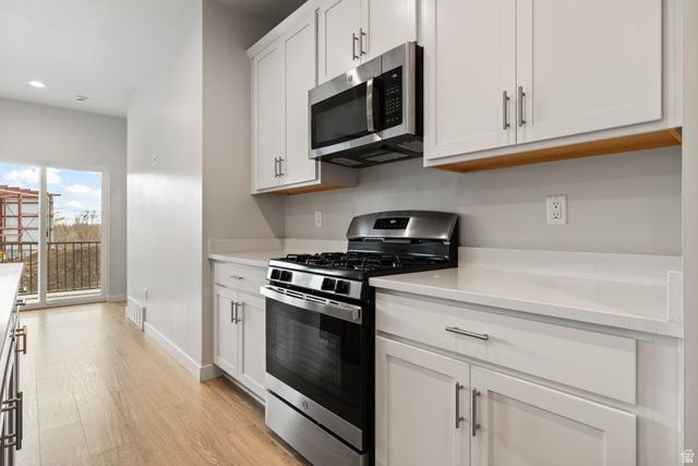 921 N EVELYN ST, Farmington, UT 84025