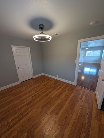 512 Sunset Street, Coalinga, CA 93210