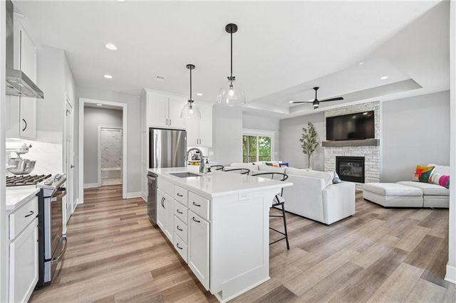 15264 W 171st Terrace, Olathe, KS 66062
