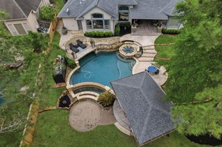63 W Horizon Ridge Place, The Woodlands, TX 77381