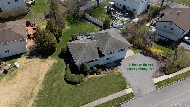 9 Henry Street, Orangeburg, NY 10962