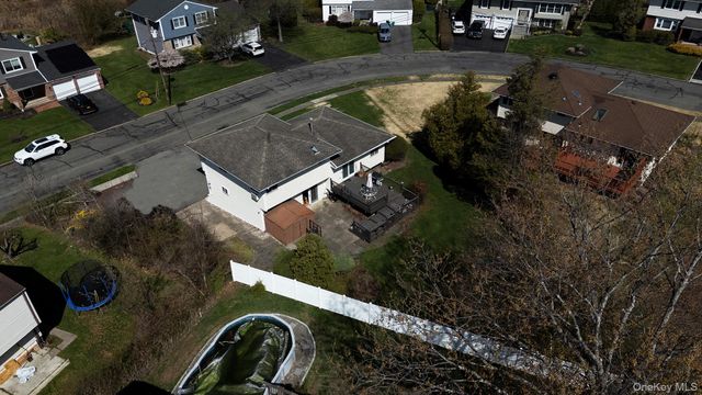 9 Henry Street, Orangeburg, NY 10962